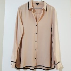 Long sleeve Ann Taylor blouse 100% polyester